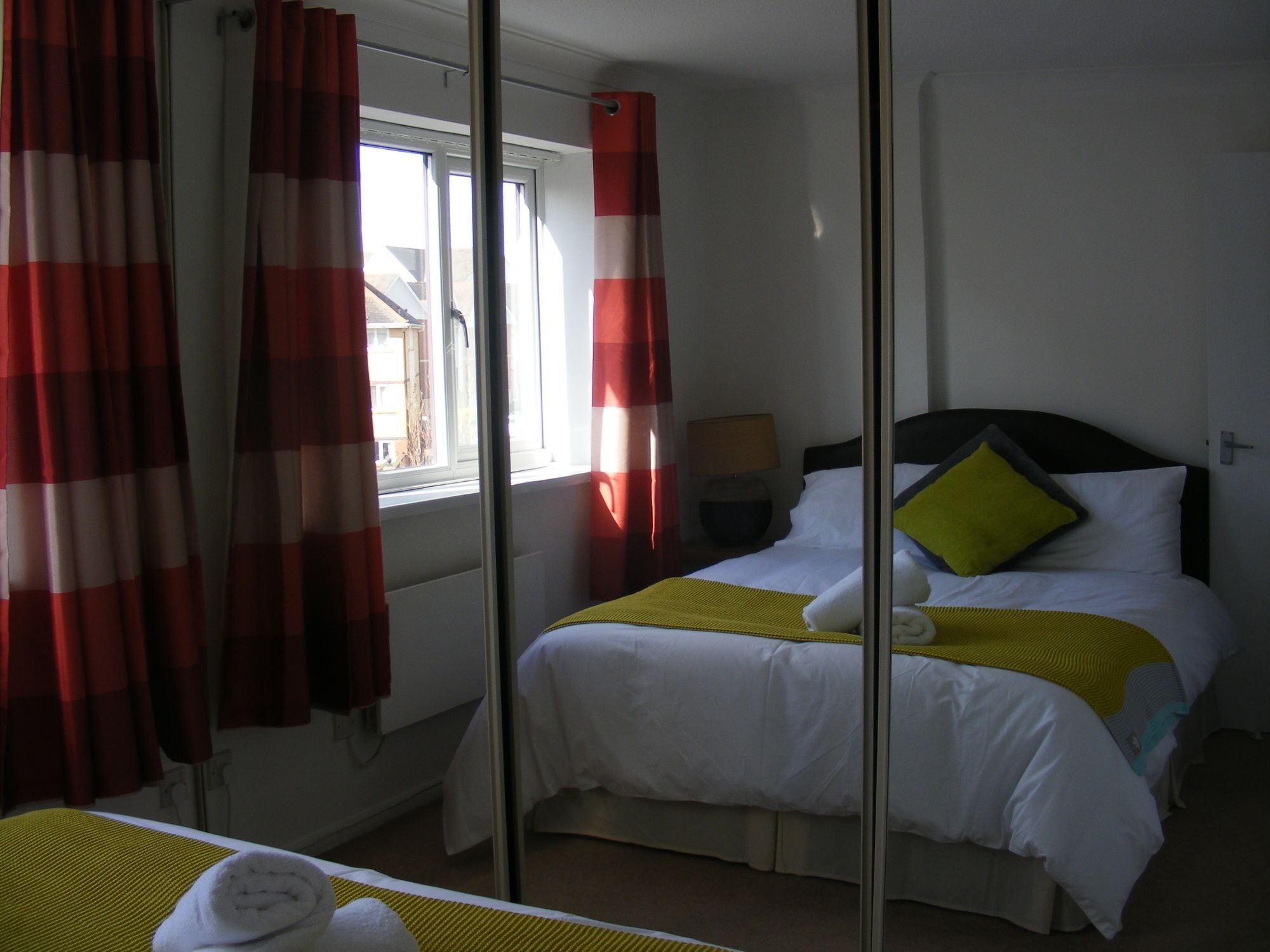 Baystays - Marina View * Swansea
