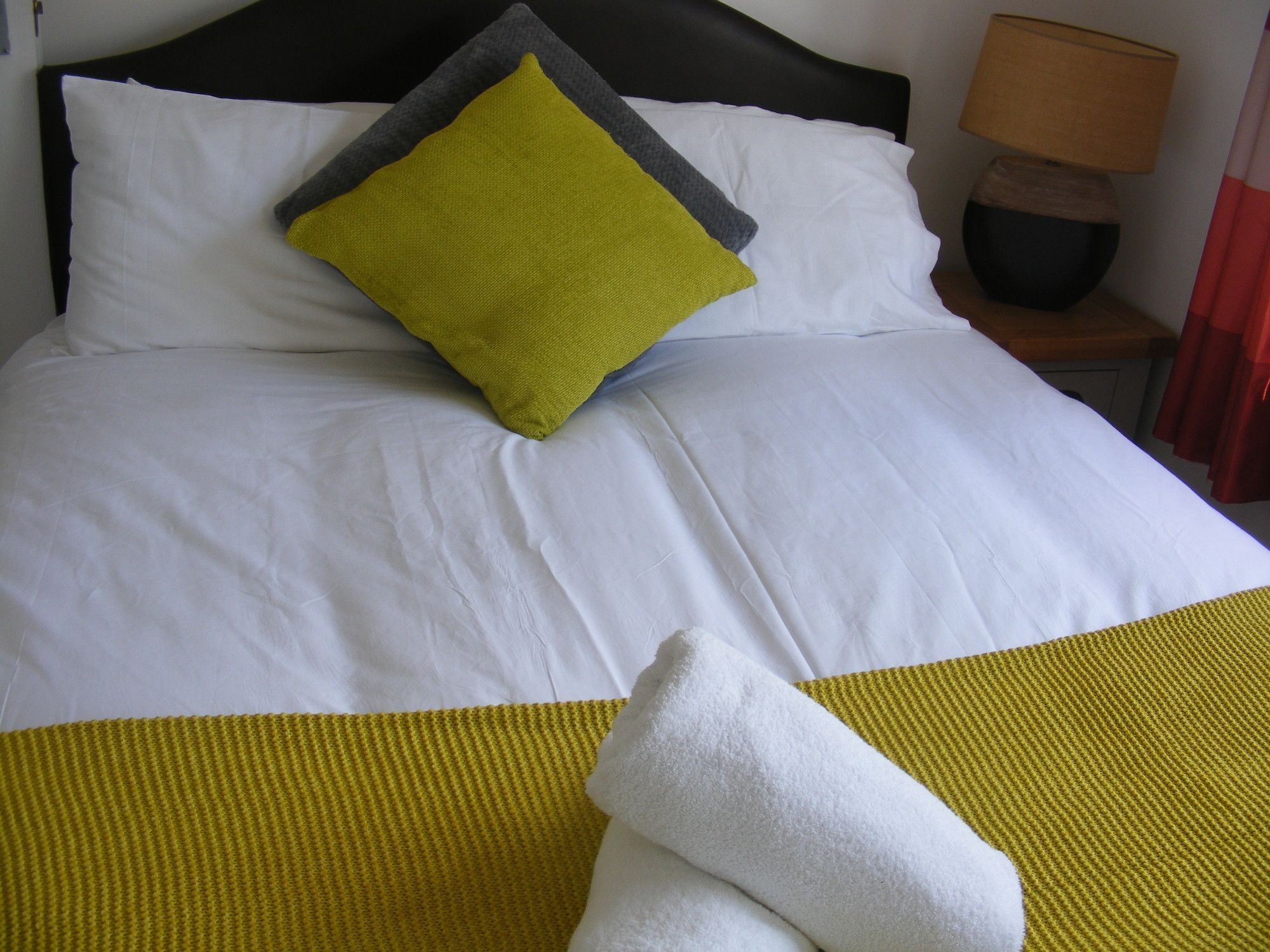 Apartment Baystays - Marina View Swansea